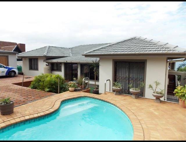 4 BEDROOM HOUSE FOR SALE IN BLUFF